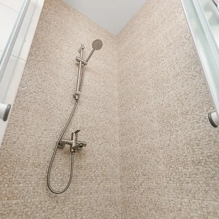 20 Deribasivska 2 Bedrooms